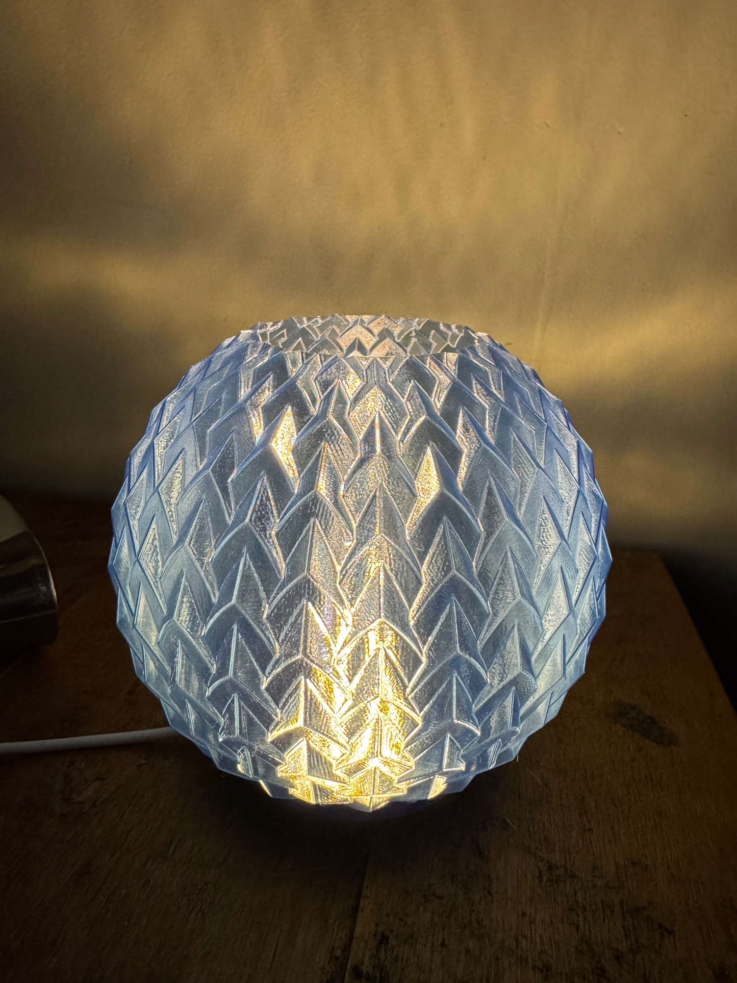 Dragon Scales LED Table / Desk Lamp
